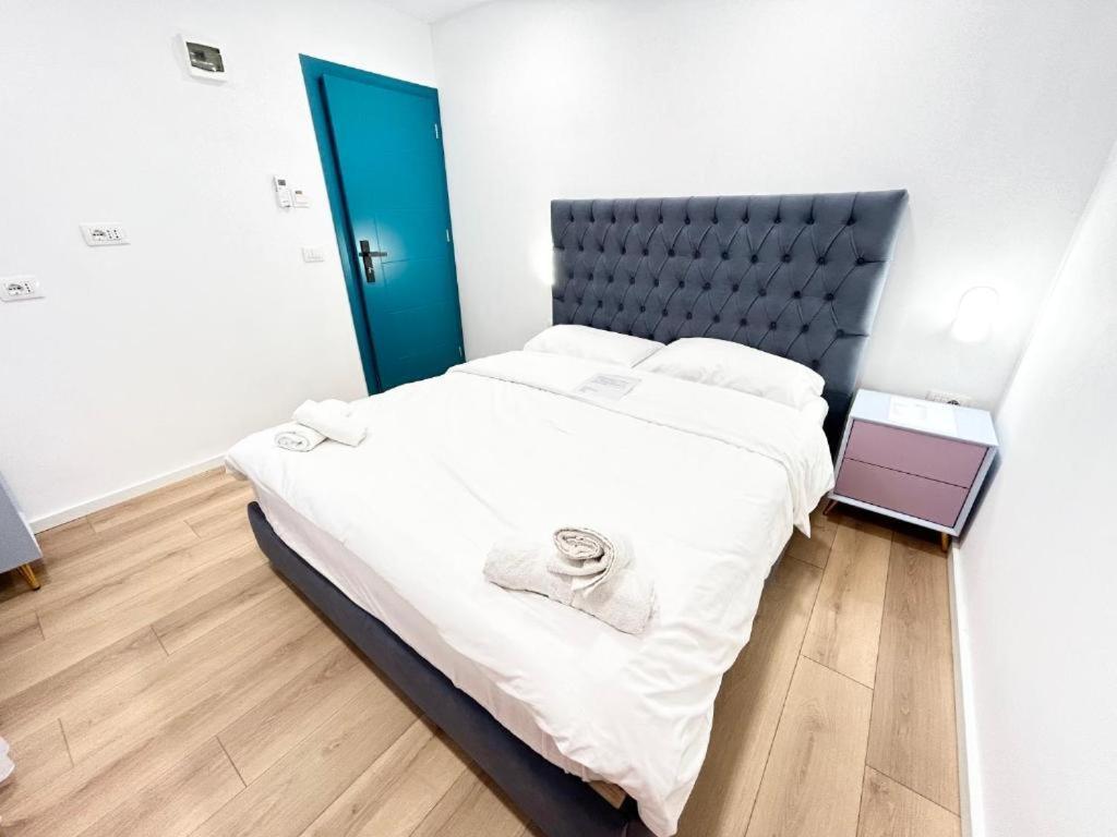 Tirana Inn Hotel 外观 照片